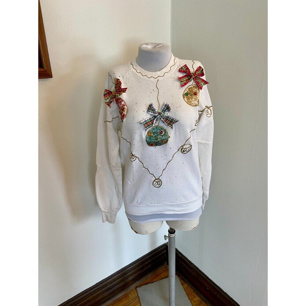 VTG Hand Painted India Ink Paintworks Ugly Christmas Crewneck Ornament Ribbon Wh